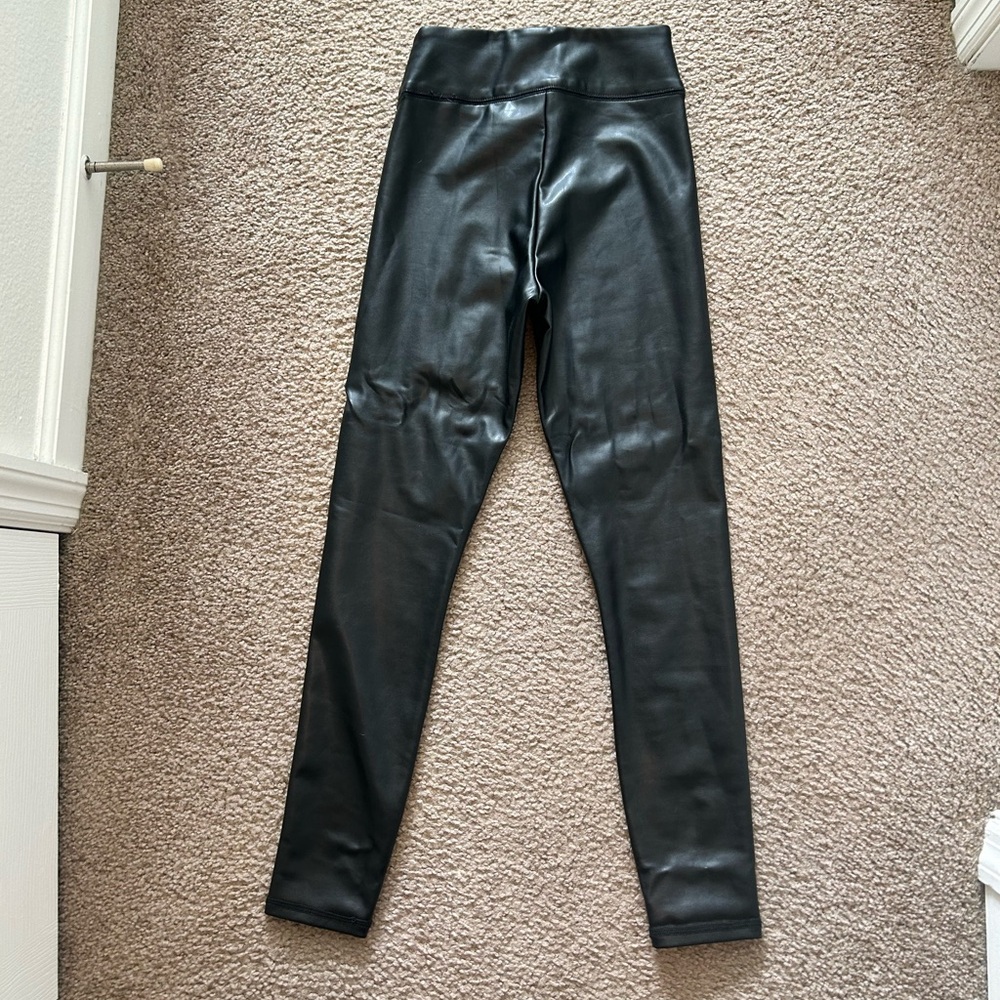 Abercrombie and fitch Faux Leather leggings size XS black